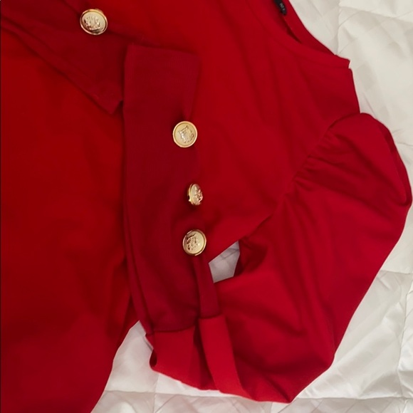 SHEIN puff sleeve thin sweater with gold hardware - Picture 3 of 6